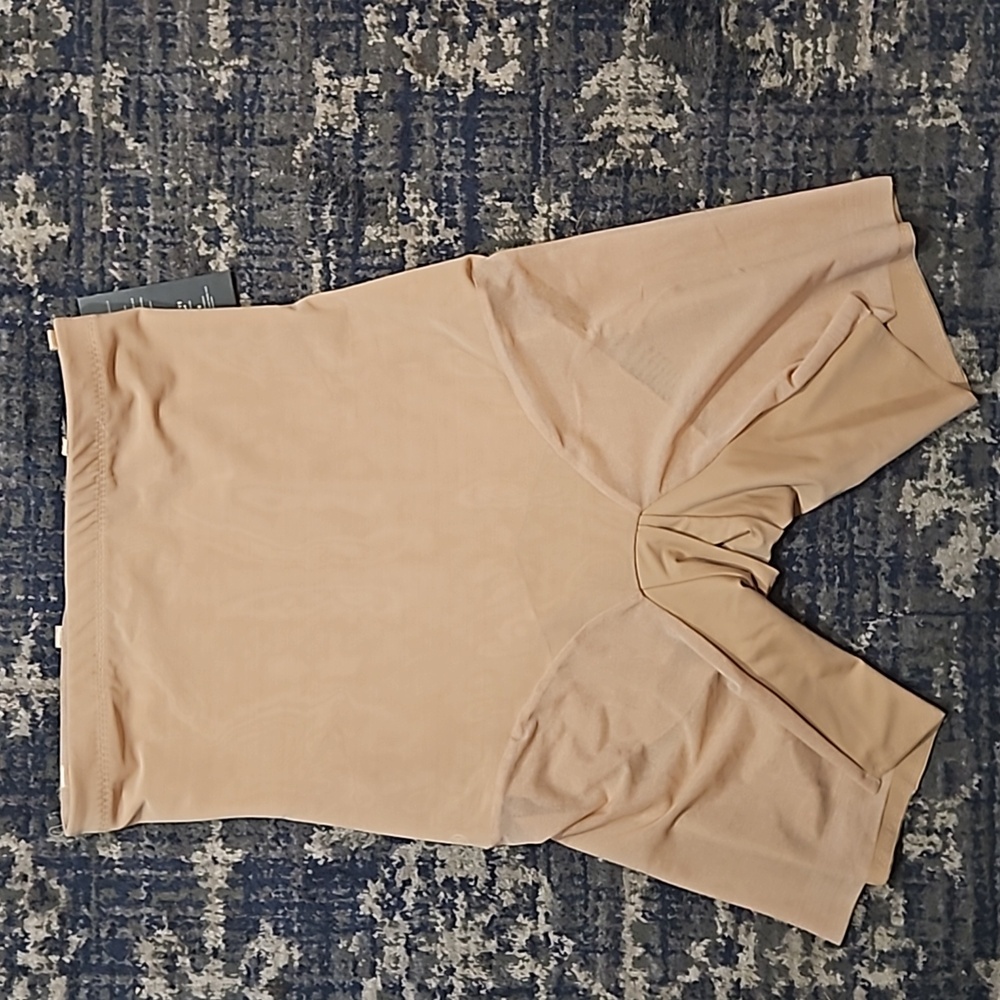 Honeylove SuperPower Short Sand
